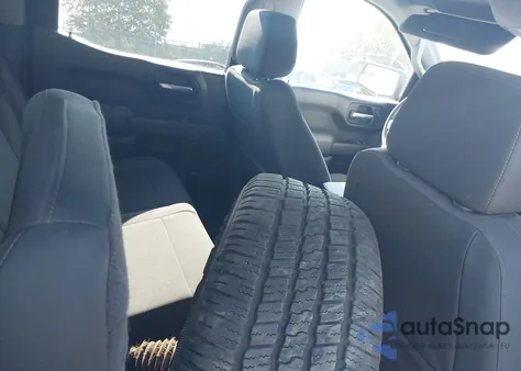 2022 Chevrolet Silverado 1500 Ltd 4Wd Short Bed Custom z USA, uszkodzony, nr VIN 3GCPYBEK4NG157322